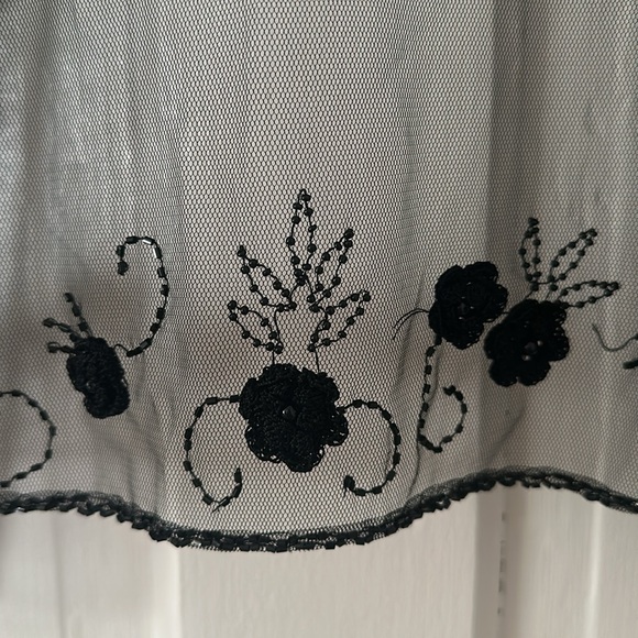 Vintage Y2K Sheer Black Beaded Rosette Bed Jacket Medium NWT - Picture 6 of 8